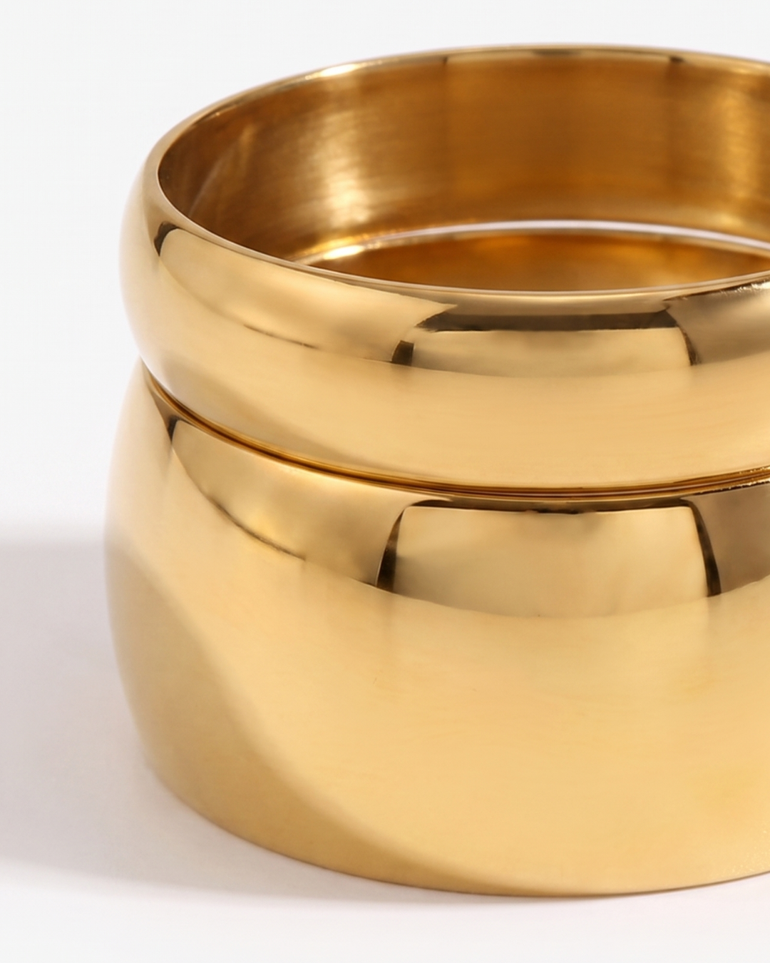 Nile - Chunky dome bangle - Stainless steel