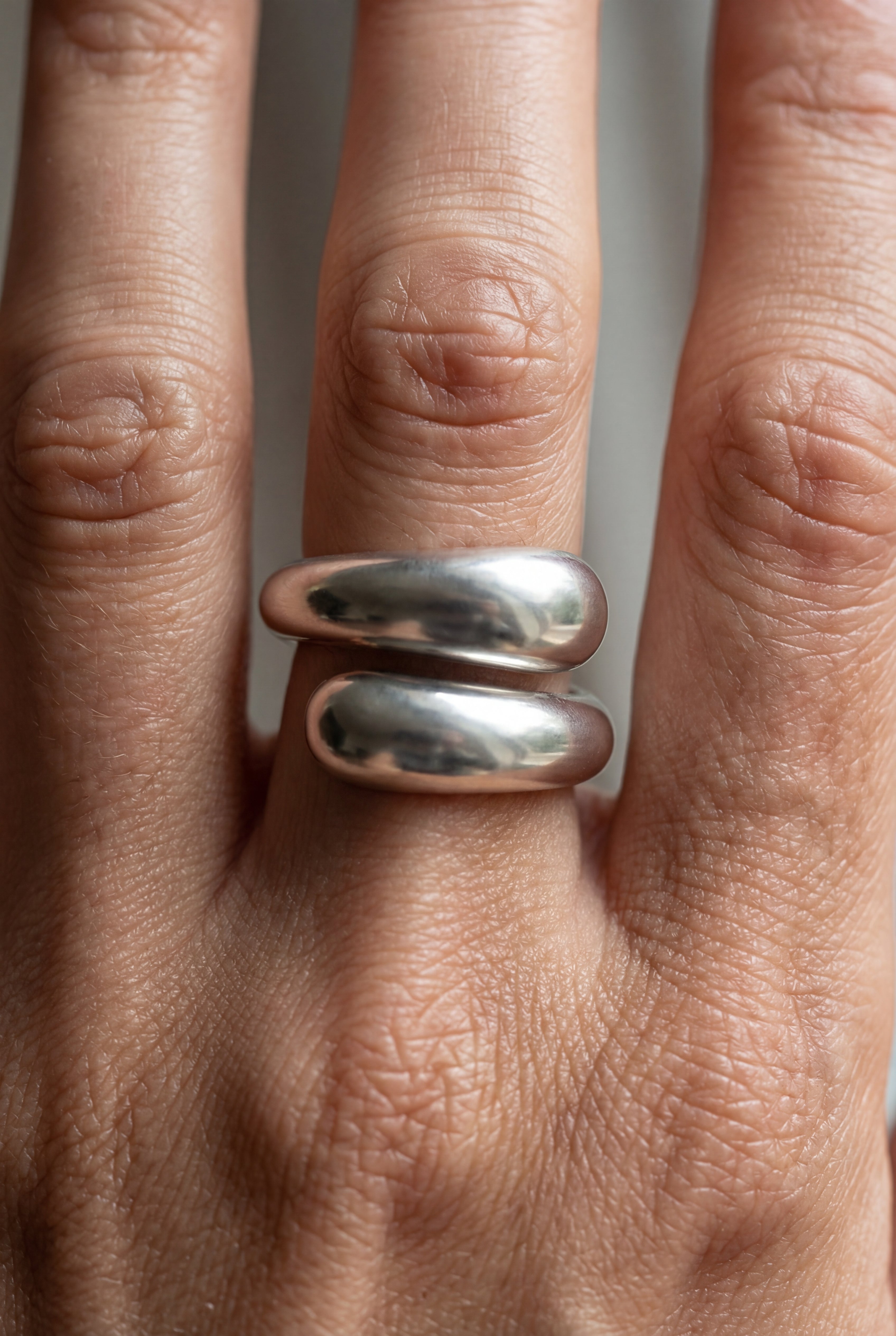 Mila ring