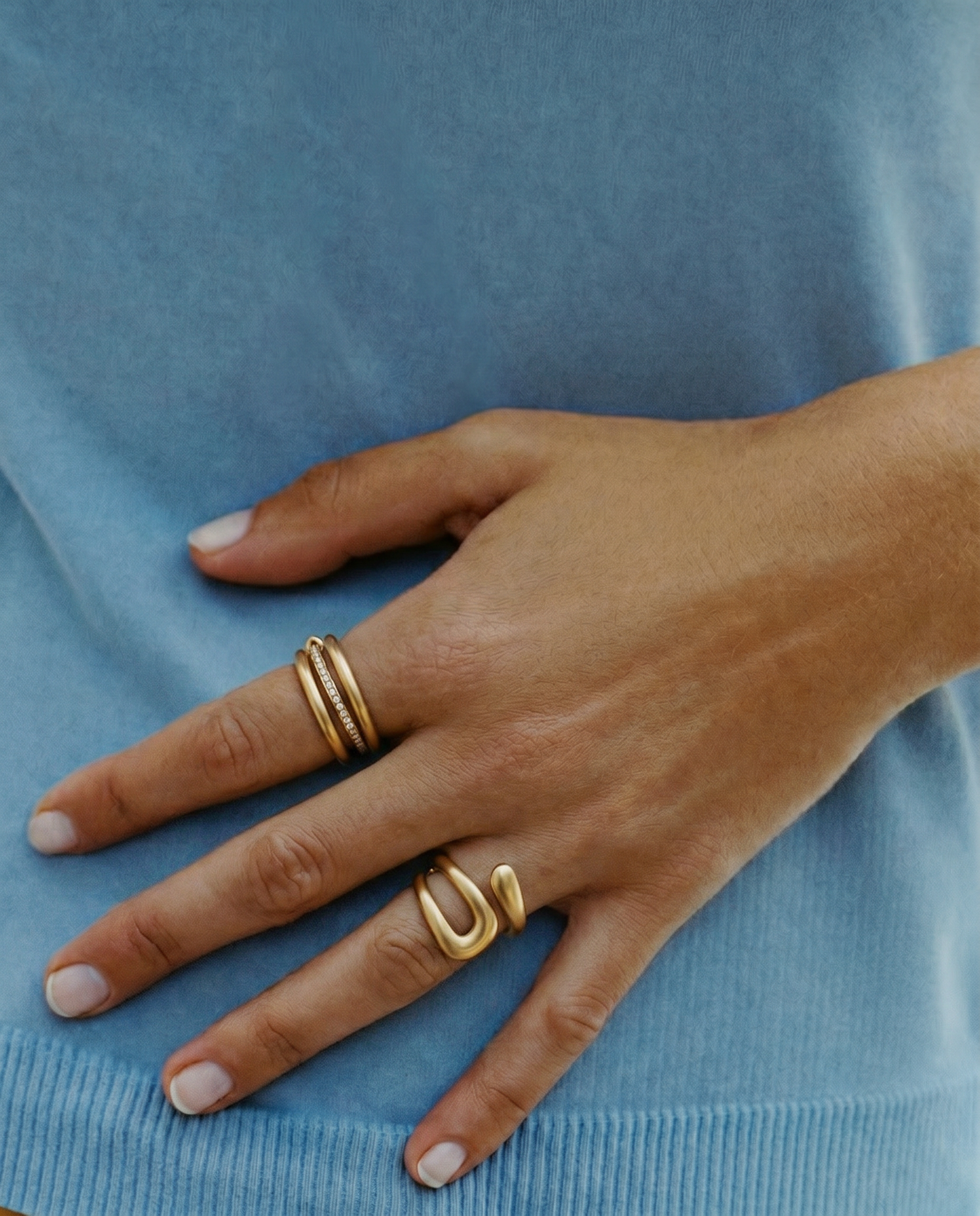 Small nella ring