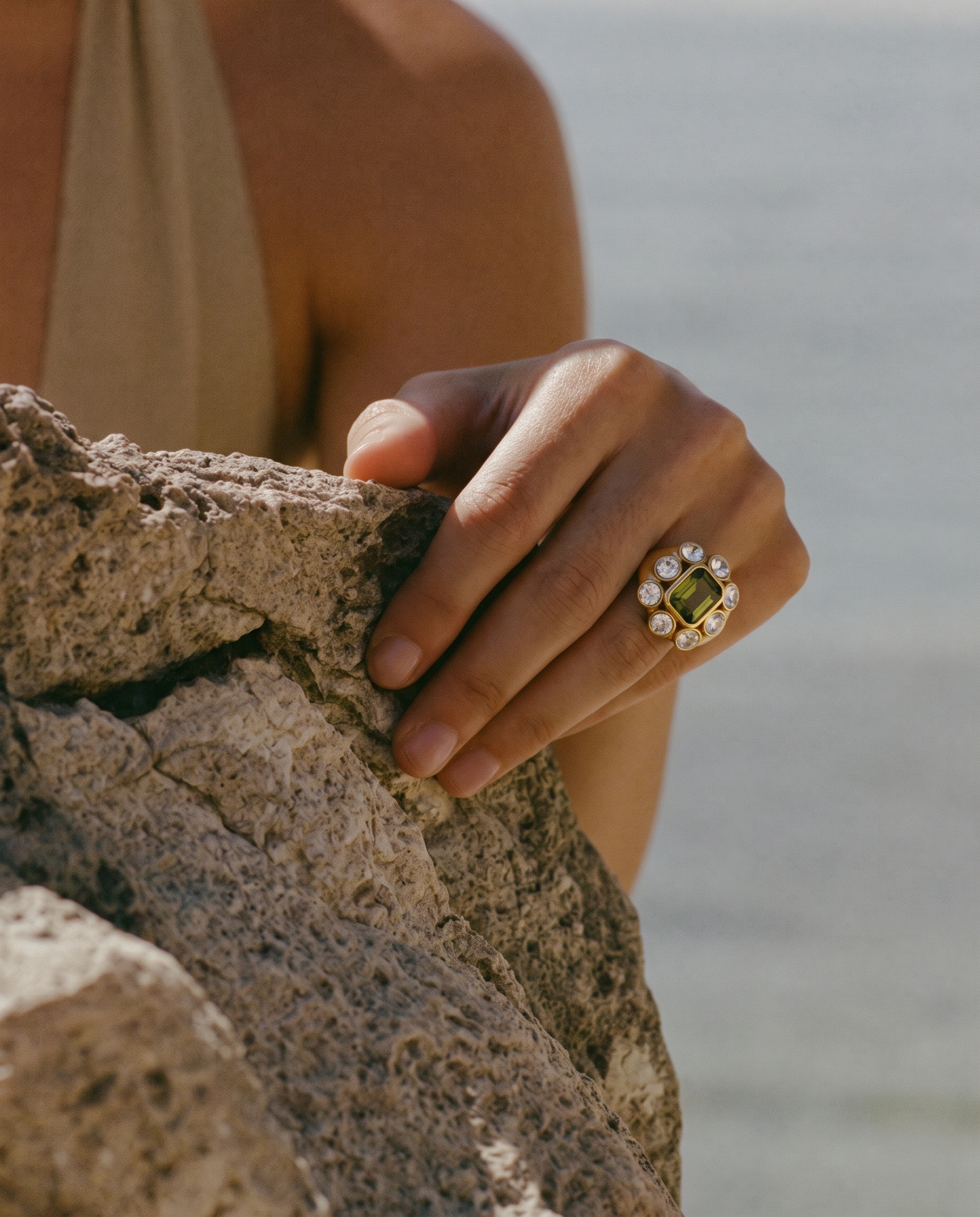 Marzo ring