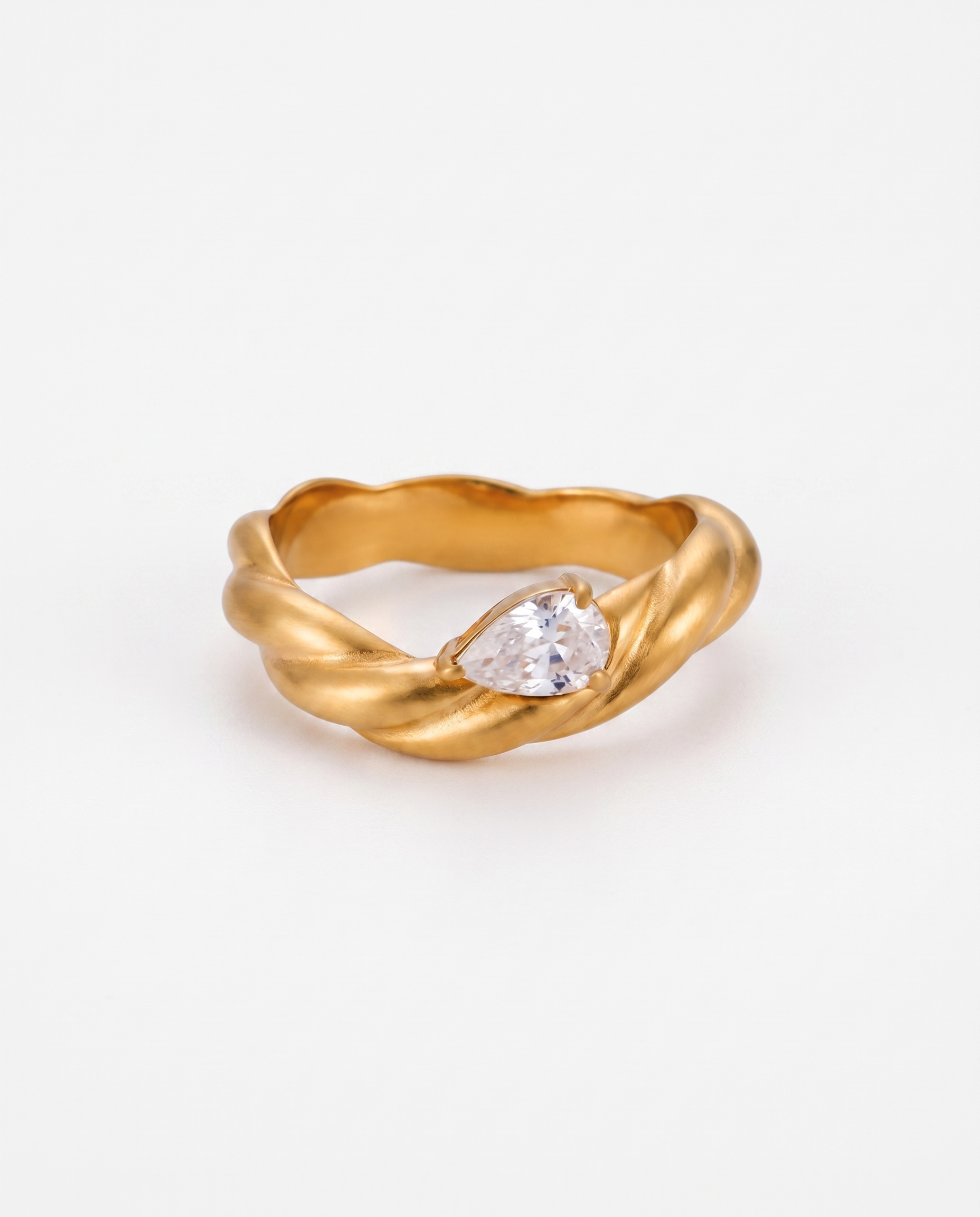 Hoela ring