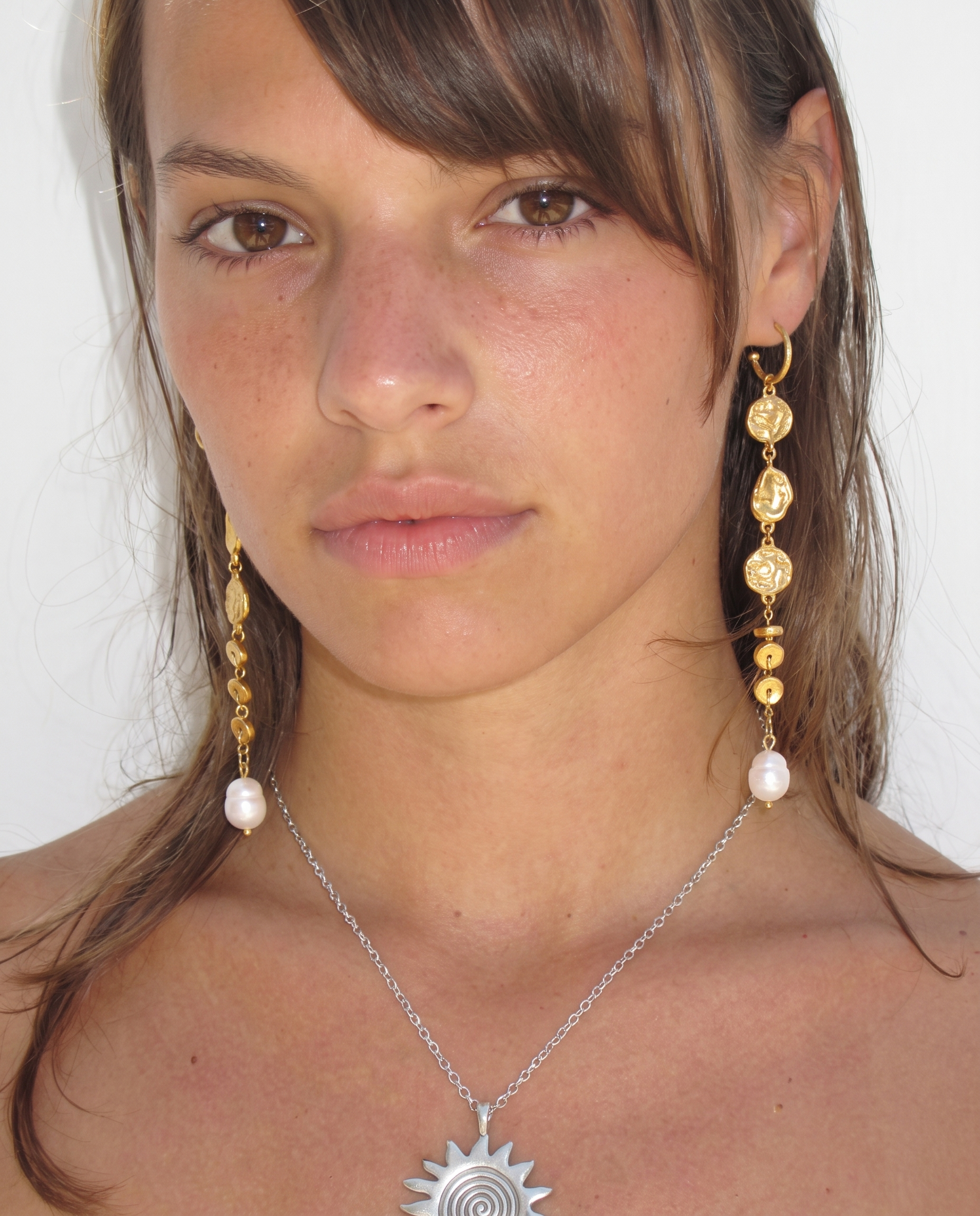 Tia - Coin drop earrings - Stainless steel