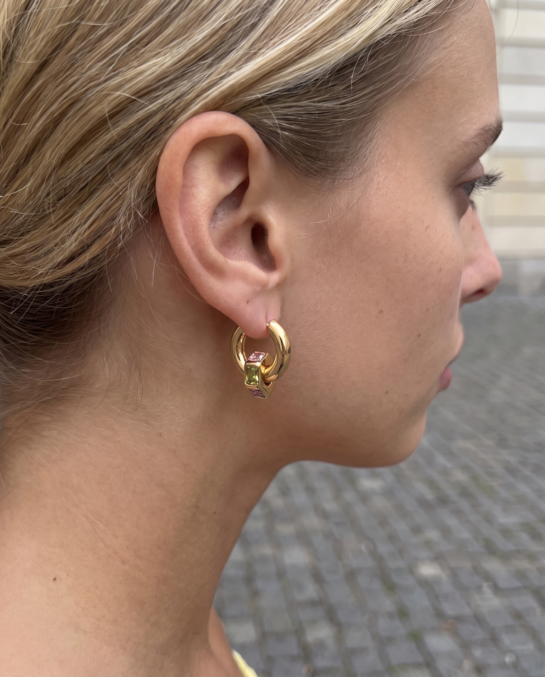 Ziva - Chunky huggie hoop earrings - Stainless steel