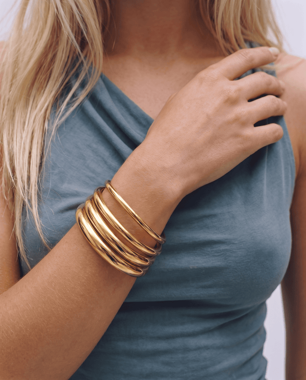 Nina - Tube bangle bracelet - Stainless steel - Opulaire - WATERPROOF jewelry - 