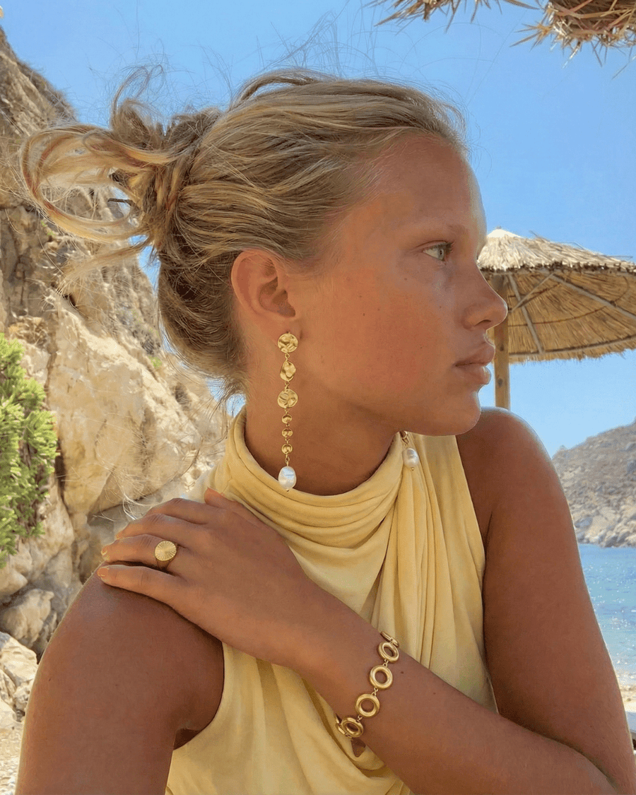 Tia - Coin drop earrings - Stainless steel